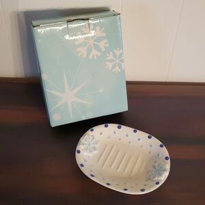 New in Box Avon ❄Snowflake❄ Soap Dish 2006